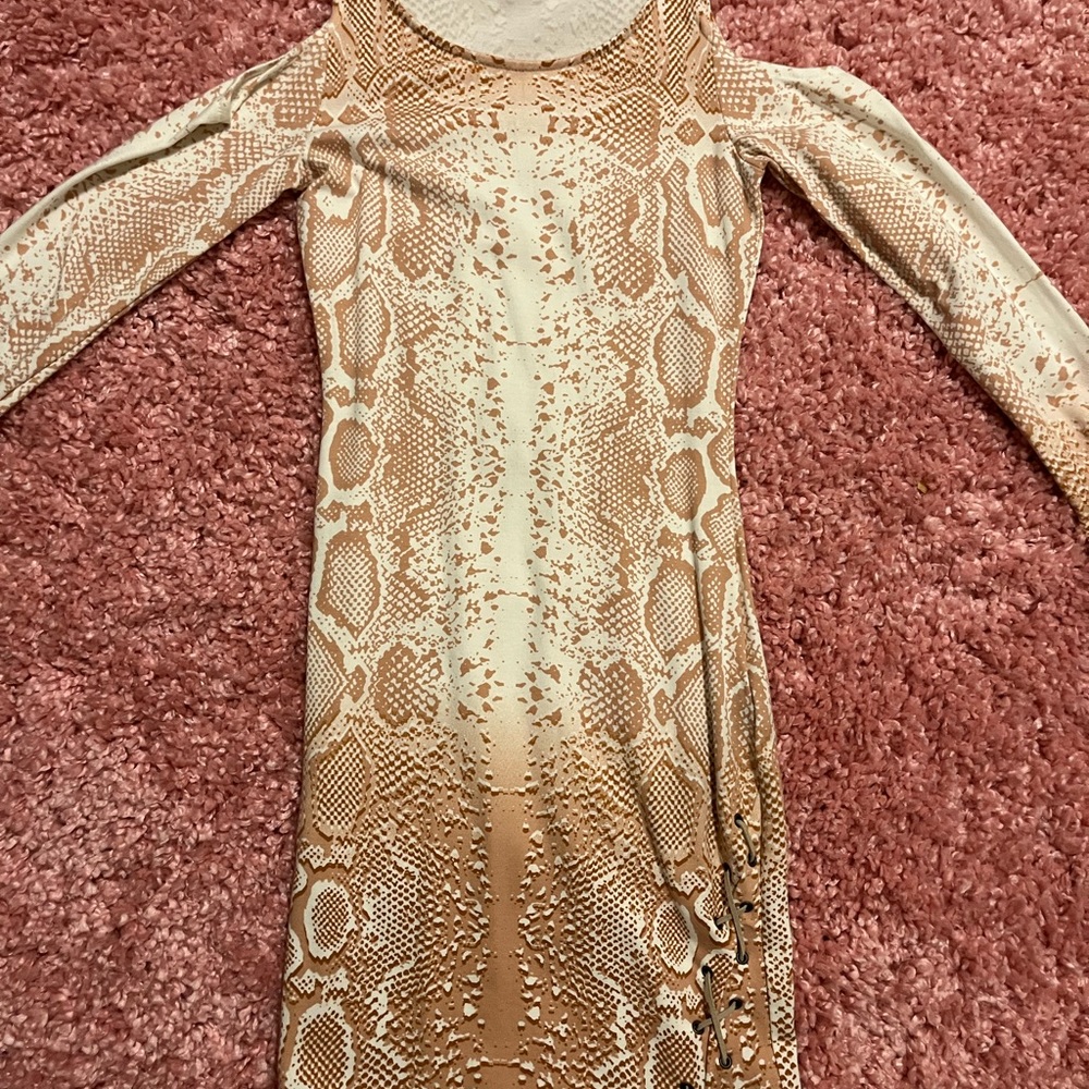 Brand new guess dress